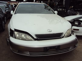 1998 LEXUS ES300, 3.0L AUTO, COLOR WHITE, STK Z15848